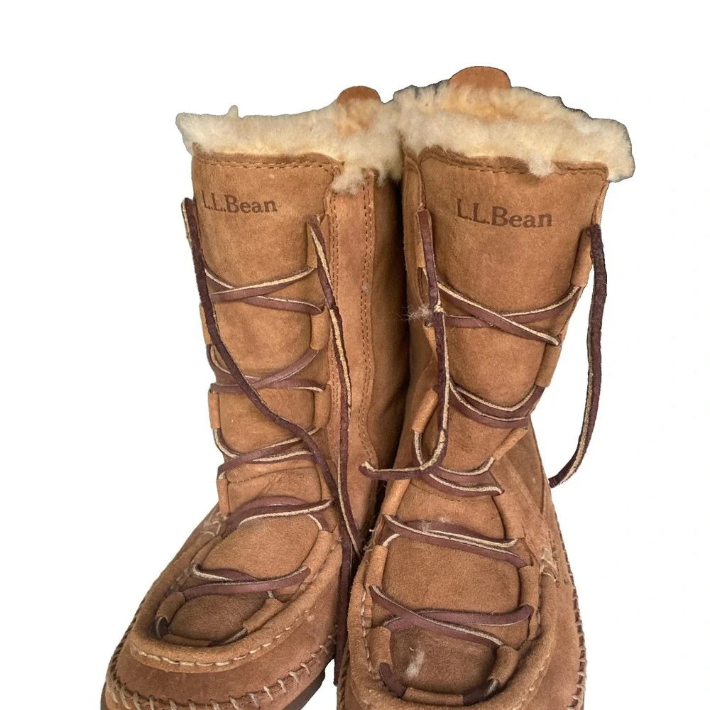 Item: LL Bean Wicked Good Lodge Chukkas Boots Women's Size 7 Medium Brown Suede